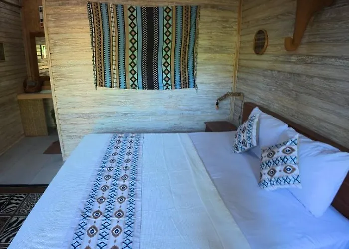 Auora Nusa Lembongan